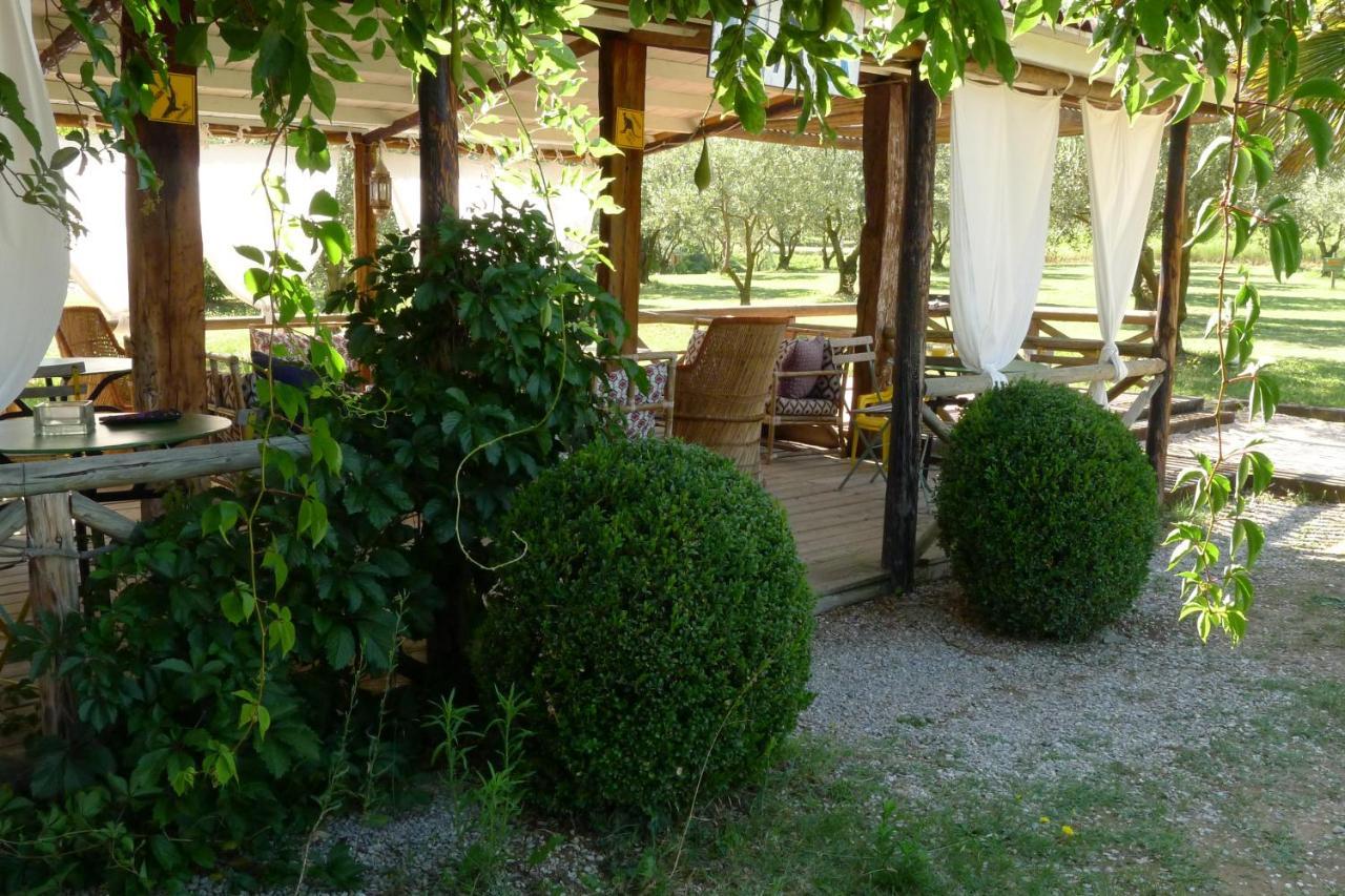 Villa Les Piégonnaises - 2 Roulottes Exterior foto